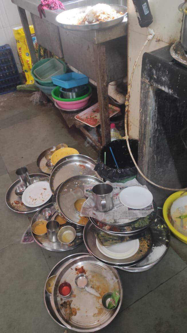 FDA Inspects Porvorim Canteens; 3 Units Ordered to Shut Over Hygiene Lapses